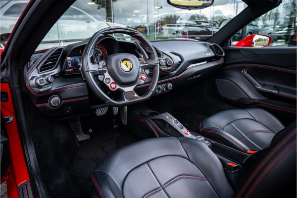 Ferrari 488 3.9 Spider HELE ** NL geleverd ** Atelier ** Carbon ** Titanium Exhaust ** 360 Camera ** Scuderia Shields ** NAP!