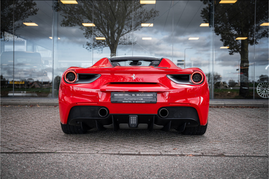 Ferrari 488 3.9 Spider HELE ** NL geleverd ** Atelier ** Carbon ** Titanium Exhaust ** 360 Camera ** Scuderia Shields ** NAP!