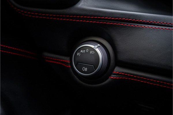 Ferrari 488 3.9 Spider HELE ** NL geleverd ** Atelier ** Carbon ** Titanium Exhaust ** 360 Camera ** Scuderia Shields ** NAP!