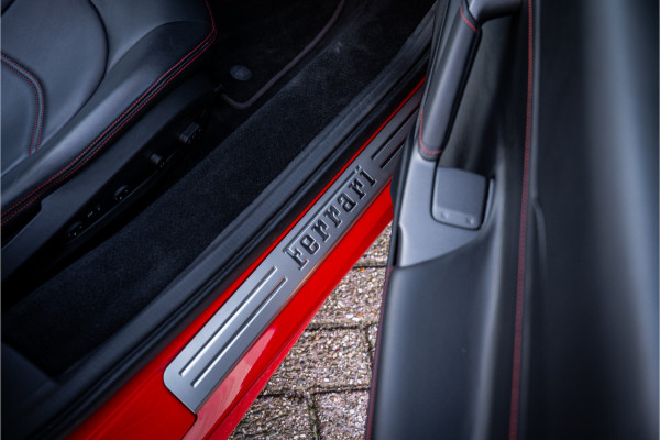 Ferrari 488 3.9 Spider HELE ** NL geleverd ** Atelier ** Carbon ** Titanium Exhaust ** 360 Camera ** Scuderia Shields ** NAP!