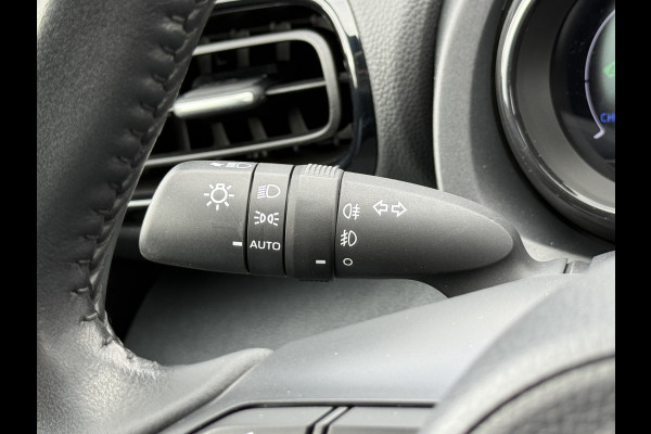 Toyota Yaris 1.5 Hybrid Executive | Trekhaak | CarPlay | ACC | Camera | LED | Keyless