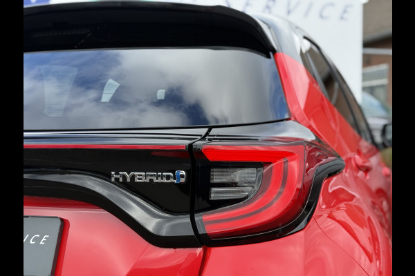 Toyota Yaris 1.5 Hybrid Executive | Trekhaak | CarPlay | ACC | Camera | LED | Keyless