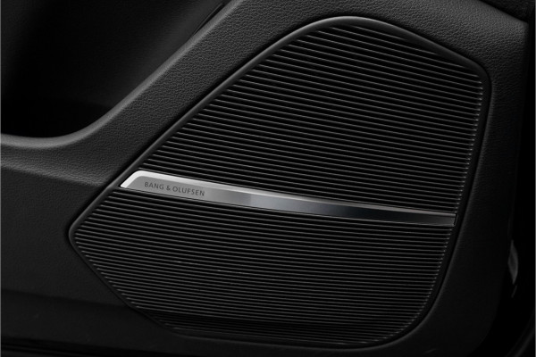 Audi Q7 55 TFSI e Quattro Pro Line Advanced S-Line Bose HUD Trekhaak Zwart Optiek