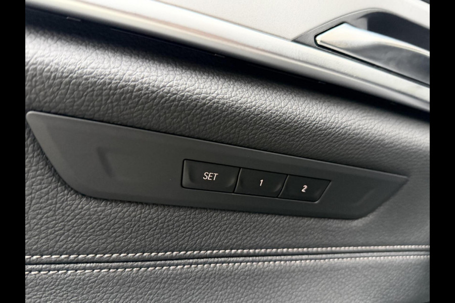 BMW 5 Serie Touring 520i High Executive Automaat | Apple CarPlay | Leren bekleding | Stoelverwarming | LED verlichting | Comfortstoelen met