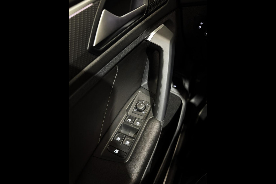 Volkswagen Tiguan 1.5 TSI 3x R-line|PANO||KEYLESS|SFEER|ACC|BOMVOL