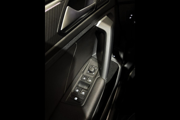 Volkswagen Tiguan 1.5 TSI 3x R-line|PANO||KEYLESS|SFEER|ACC|BOMVOL