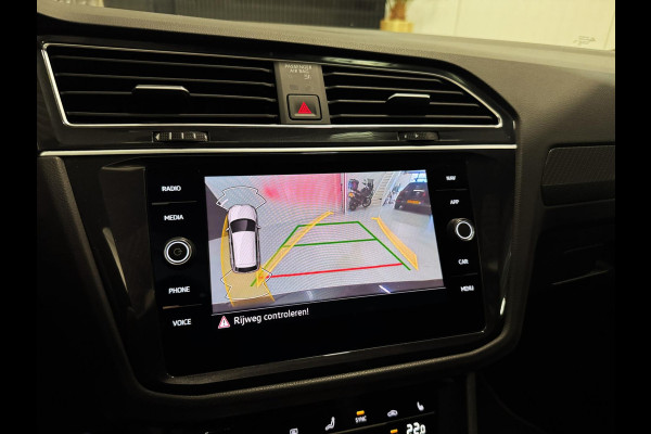 Volkswagen Tiguan 1.5 TSI 3x R-line|PANO||KEYLESS|SFEER|ACC|BOMVOL