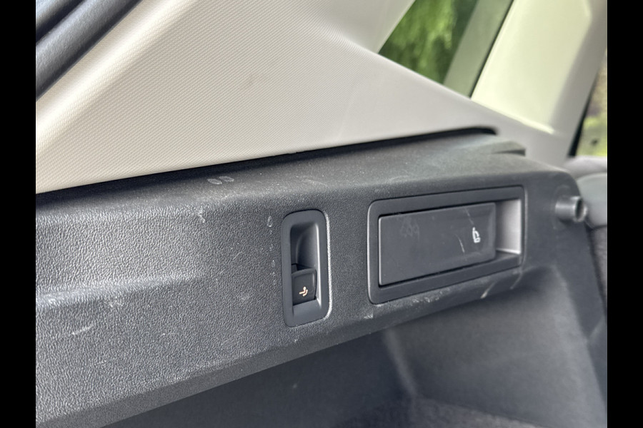 Volkswagen Tiguan 1.5 eTSI DSG LIFE EDITION TREKHAAK/NAVI/CAMERA/IQ-LIGHT