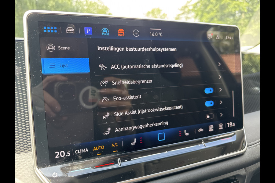 Volkswagen Tiguan 1.5 eTSI DSG LIFE EDITION TREKHAAK/NAVI/CAMERA/IQ-LIGHT