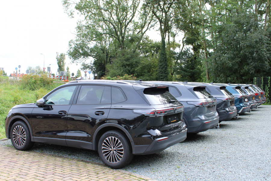 Volkswagen Tiguan 1.5 eTSI DSG LIFE EDITION TREKHAAK/NAVI/CAMERA/IQ-LIGHT