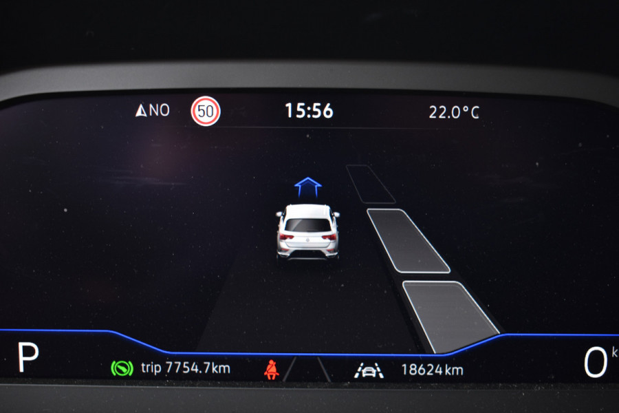 Volkswagen T-Roc 1.5 TSI DSG 150PK STYLE VIRTUAL/IQ-LIGHT/TREKHAAK