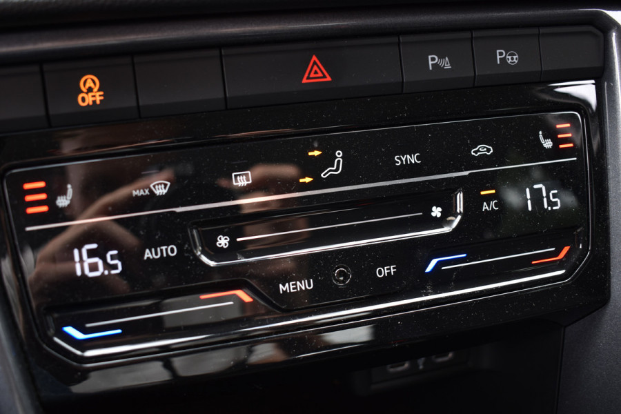 Volkswagen T-Roc 1.5 TSI DSG 150PK STYLE VIRTUAL/IQ-LIGHT/TREKHAAK