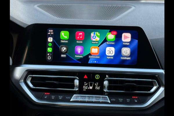 BMW 3 Serie Touring 330e M sport individual, dravitgrau, panodak,laser led, elec bedienbare trekhaak, vol opties, nl auto met nap