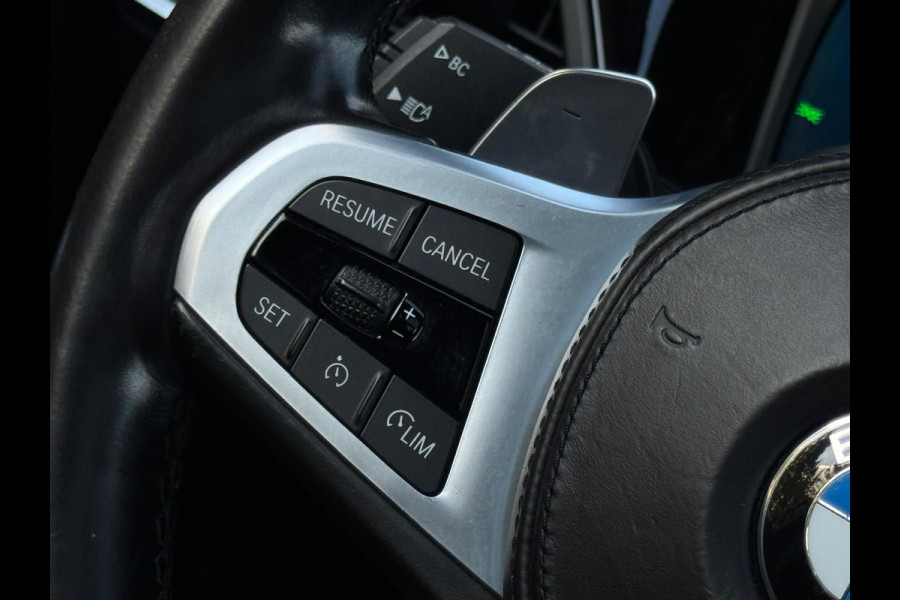 BMW 3 Serie Touring 330e M sport individual, dravitgrau, panodak,laser led, elec bedienbare trekhaak, vol opties, nl auto met nap