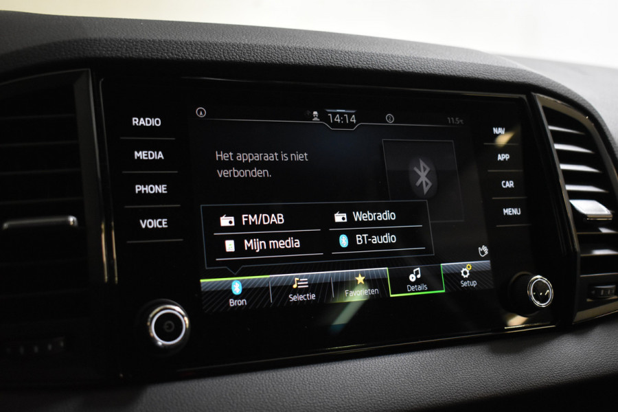 Škoda Karoq 1.5 TSI ACT 150PK DSG ELEGANCE VIRTUAL/CAMERA/CARPLAY