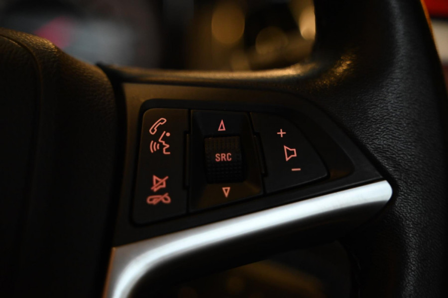 Opel Cascada 1.4 Turbo ecoFLEX Innovation - Navigatie - Bluetooth - Cruise Control - Opel Cascada 1.4 Turbo ecoFLEX Innovation - Navigatie - Bluetooth - Cruise Control -