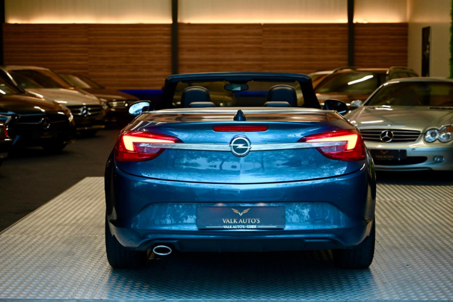 Opel Cascada 1.4 Turbo ecoFLEX Innovation - Navigatie - Bluetooth - Cruise Control - Opel Cascada 1.4 Turbo ecoFLEX Innovation - Navigatie - Bluetooth - Cruise Control -