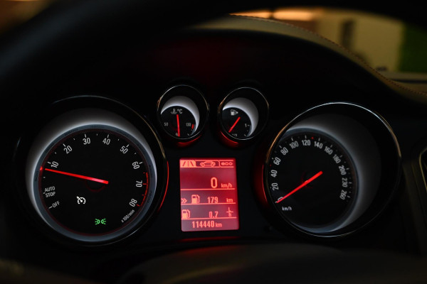 Opel Cascada 1.4 Turbo ecoFLEX Innovation - Navigatie - Bluetooth - Cruise Control - Opel Cascada 1.4 Turbo ecoFLEX Innovation - Navigatie - Bluetooth - Cruise Control -