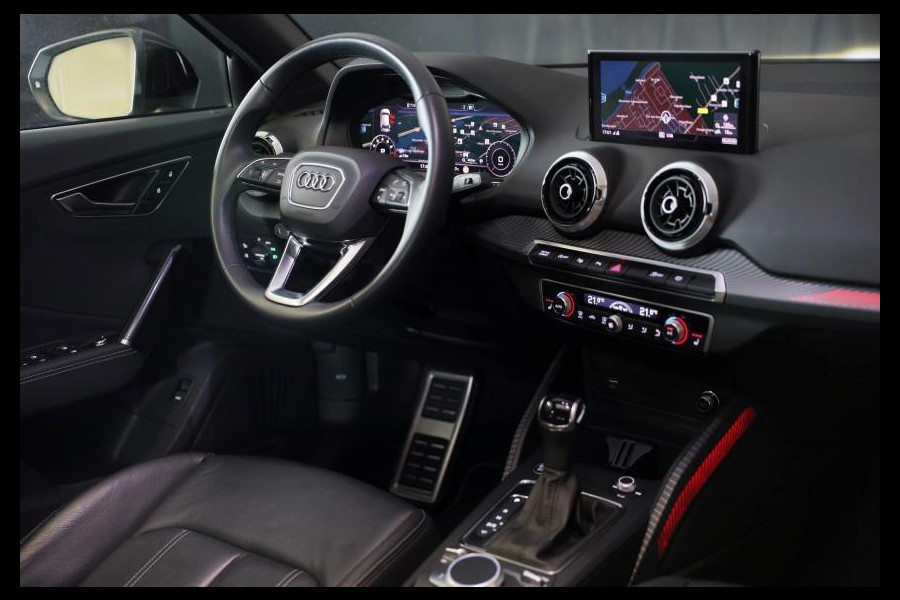 Audi Q2 35 TFSI Edition ONE / AUT / ACC / Open Panoramadak / Virtual Cockpit / Lane Assist / Leder / Navi / Camera / Led / 19 Inch Audi Q2 35 TFSI Edition ONE / AUT / ACC / Open Panoramadak / Virtual Cockpit / Lane Assist / Leder / Navi / Camera / Led / 19 Inch