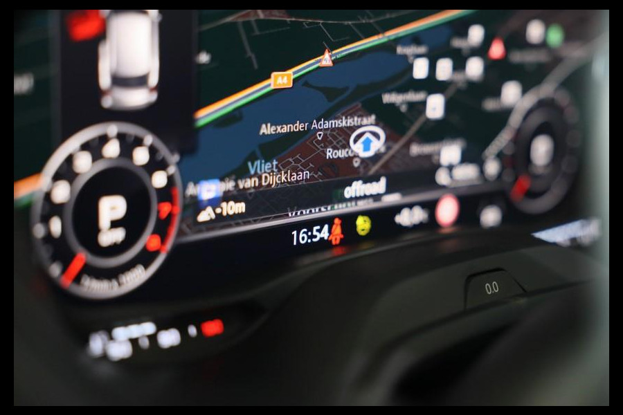 Audi Q2 35 TFSI Edition ONE / AUT / ACC / Open Panoramadak / Virtual Cockpit / Lane Assist / Leder / Navi / Camera / Led / 19 Inch Audi Q2 35 TFSI Edition ONE / AUT / ACC / Open Panoramadak / Virtual Cockpit / Lane Assist / Leder / Navi / Camera / Led / 19 Inch