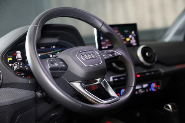 Audi Q2 35 TFSI Edition ONE / AUT / ACC / Open Panoramadak / Virtual Cockpit / Lane Assist / Leder / Navi / Camera / Led / 19 Inch Audi Q2 35 TFSI Edition ONE / AUT / ACC / Open Panoramadak / Virtual Cockpit / Lane Assist / Leder / Navi / Camera / Led / 19 Inch