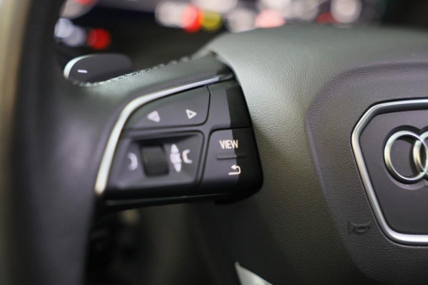 Audi Q2 35 TFSI Edition ONE / AUT / ACC / Open Panoramadak / Virtual Cockpit / Lane Assist / Leder / Navi / Camera / Led / 19 Inch Audi Q2 35 TFSI Edition ONE / AUT / ACC / Open Panoramadak / Virtual Cockpit / Lane Assist / Leder / Navi / Camera / Led / 19 Inch