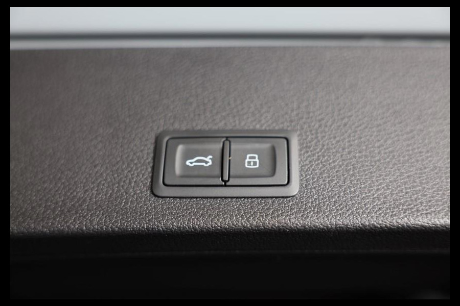 Audi Q2 35 TFSI Edition ONE / AUT / ACC / Open Panoramadak / Virtual Cockpit / Lane Assist / Leder / Navi / Camera / Led / 19 Inch Audi Q2 35 TFSI Edition ONE / AUT / ACC / Open Panoramadak / Virtual Cockpit / Lane Assist / Leder / Navi / Camera / Led / 19 Inch