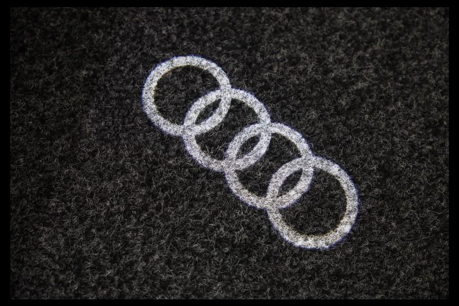 Audi Q2 35 TFSI Edition ONE / AUT / ACC / Open Panoramadak / Virtual Cockpit / Lane Assist / Leder / Navi / Camera / Led / 19 Inch Audi Q2 35 TFSI Edition ONE / AUT / ACC / Open Panoramadak / Virtual Cockpit / Lane Assist / Leder / Navi / Camera / Led / 19 Inch