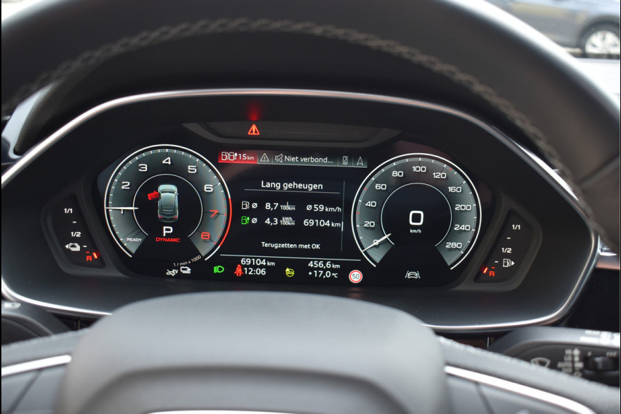 Audi Q3 Sportback 45 TFSI e S-Line 245 Pk Leder Memory Sfeer Navi Matrix 20 Inch Black