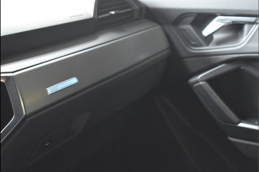 Audi Q3 Sportback 45 TFSI e S-Line 245 Pk Leder Memory Sfeer Navi Matrix 20 Inch Black