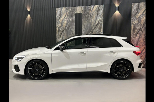 Audi S3 2.0 TFSI Quattro Sportback Edition One |PANO|VIRTUAL|MATRIX|BOMVOL