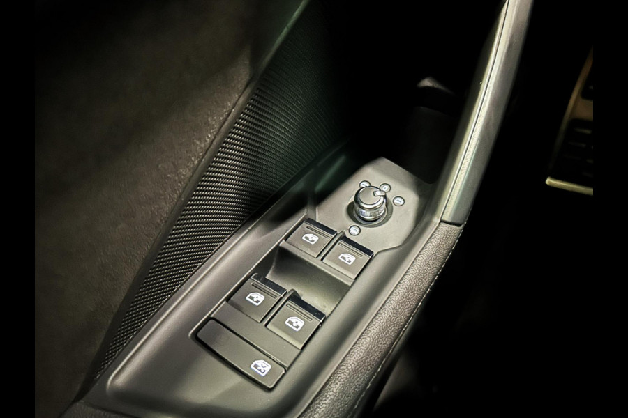 Audi S3 2.0 TFSI Quattro Sportback Edition One |PANO|VIRTUAL|MATRIX|BOMVOL