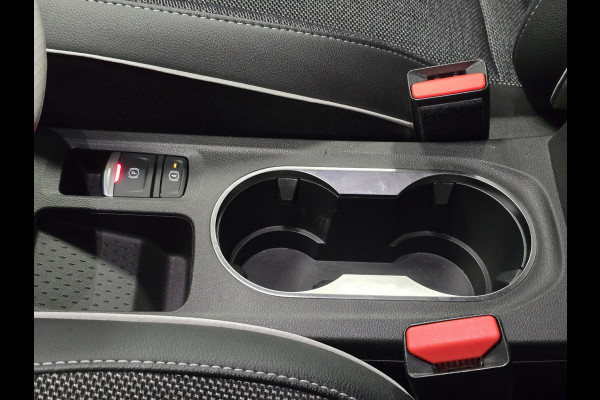 Renault Captur 1.6 E-Tech Plug-in Hybrid 160 Intens CAMERA PARKEERSENSOREN VOOR EN ACHTER STOELVERWARMING CRUISE CONTROL NAVI