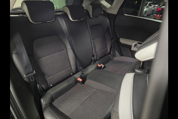 Renault Captur 1.6 E-Tech Plug-in Hybrid 160 Intens CAMERA PARKEERSENSOREN VOOR EN ACHTER STOELVERWARMING CRUISE CONTROL NAVI