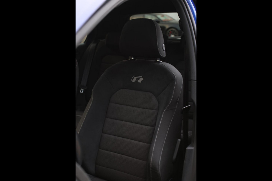 Volkswagen Golf 2.0 TSI 4Motion R *Akra*Pano*DCC*Dynaudio*Camera*