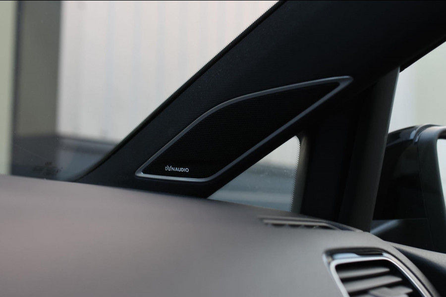 Volkswagen Golf 2.0 TSI 4Motion R *Akra*Pano*DCC*Dynaudio*Camera*