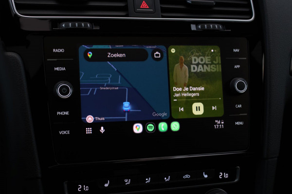 Volkswagen Golf 2.0 TSI 4Motion R *Akra*Pano*DCC*Dynaudio*Camera*