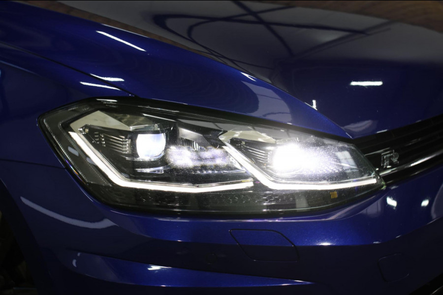 Volkswagen Golf 2.0 TSI 4Motion R *Akra*Pano*DCC*Dynaudio*Camera*