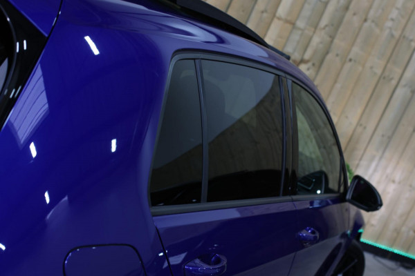 Volkswagen Golf 2.0 TSI 4Motion R *Akra*Pano*DCC*Dynaudio*Camera*