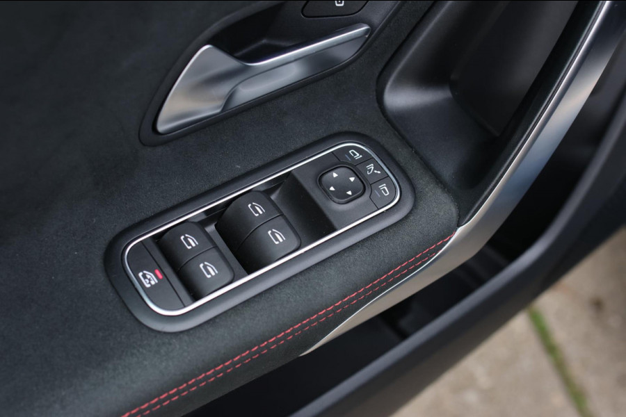 Mercedes-Benz A-Klasse 250 e AMG *Pano*Night*360 Camera*Elek. Stoelen*