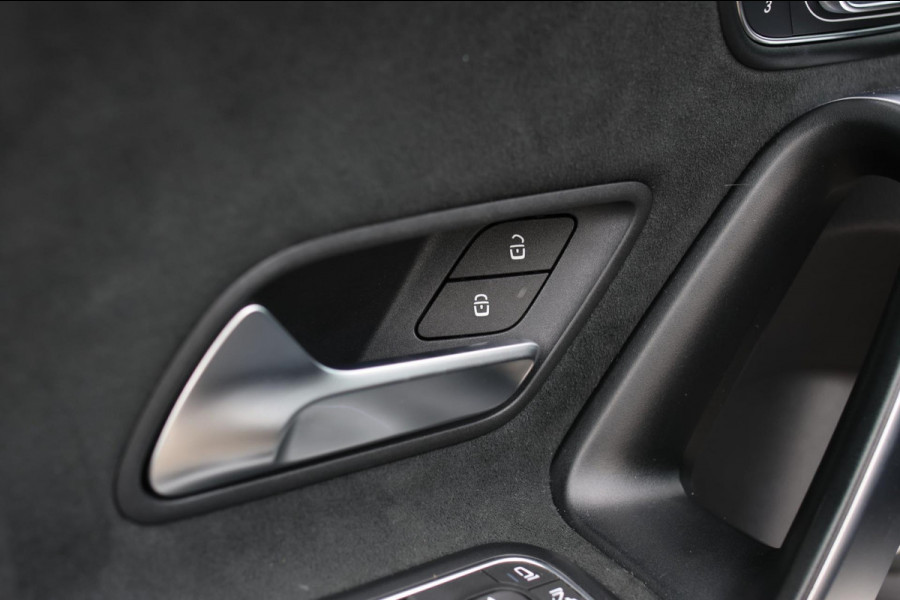 Mercedes-Benz A-Klasse 250 e AMG *Pano*Night*360 Camera*Elek. Stoelen*