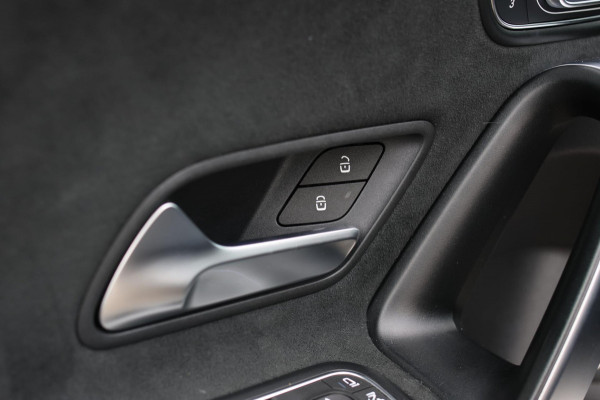 Mercedes-Benz A-Klasse 250 e AMG *Pano*Night*360 Camera*Elek. Stoelen*