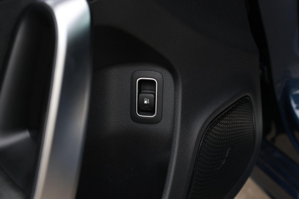 Mercedes-Benz A-Klasse 250 e AMG *Pano*Night*360 Camera*Elek. Stoelen*