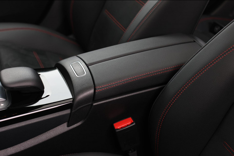 Mercedes-Benz A-Klasse 250 e AMG *Pano*Night*360 Camera*Elek. Stoelen*