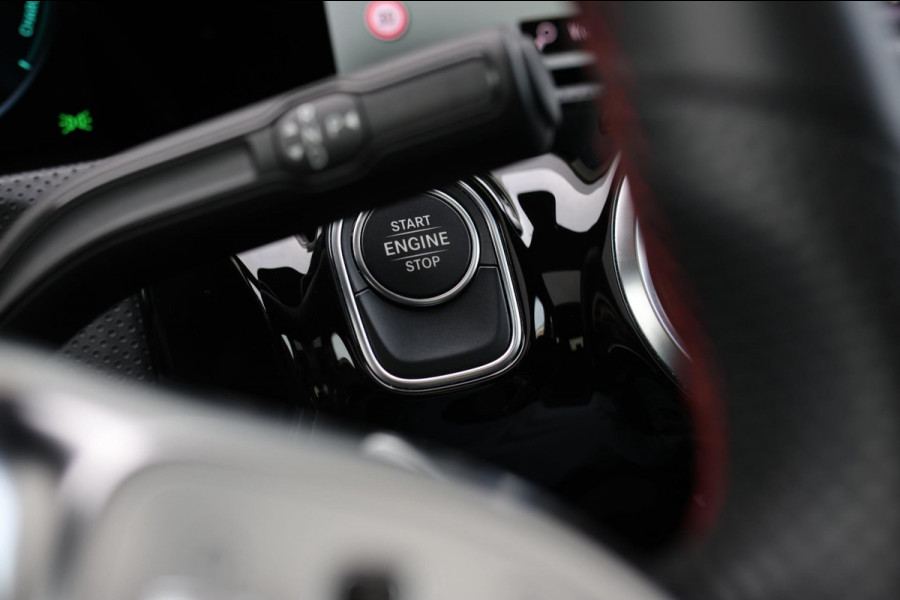 Mercedes-Benz A-Klasse 250 e AMG *Pano*Night*360 Camera*Elek. Stoelen*