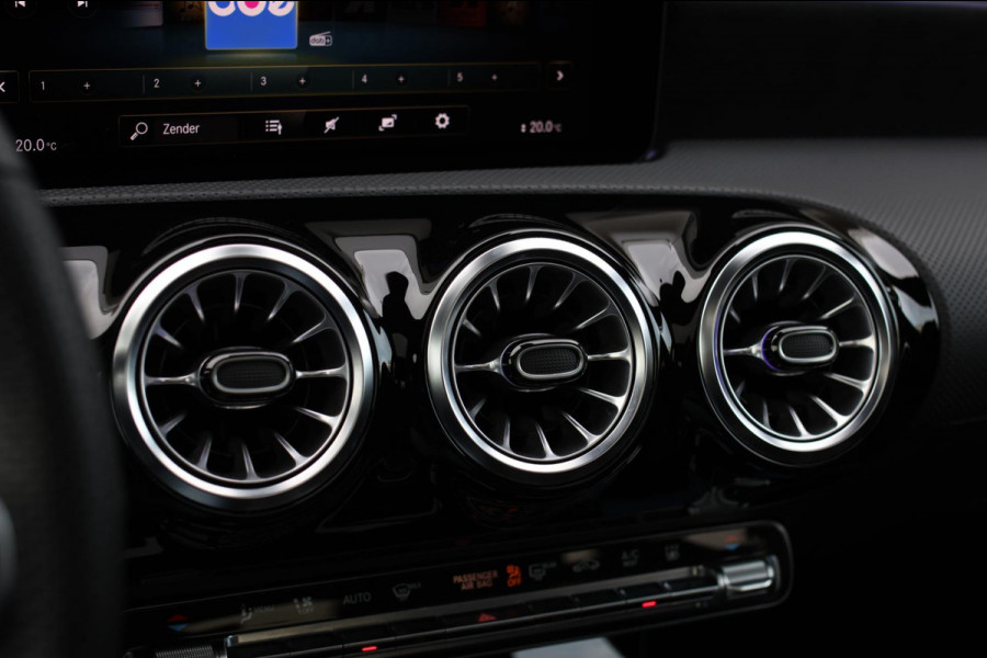 Mercedes-Benz A-Klasse 250 e AMG *Pano*Night*360 Camera*Elek. Stoelen*