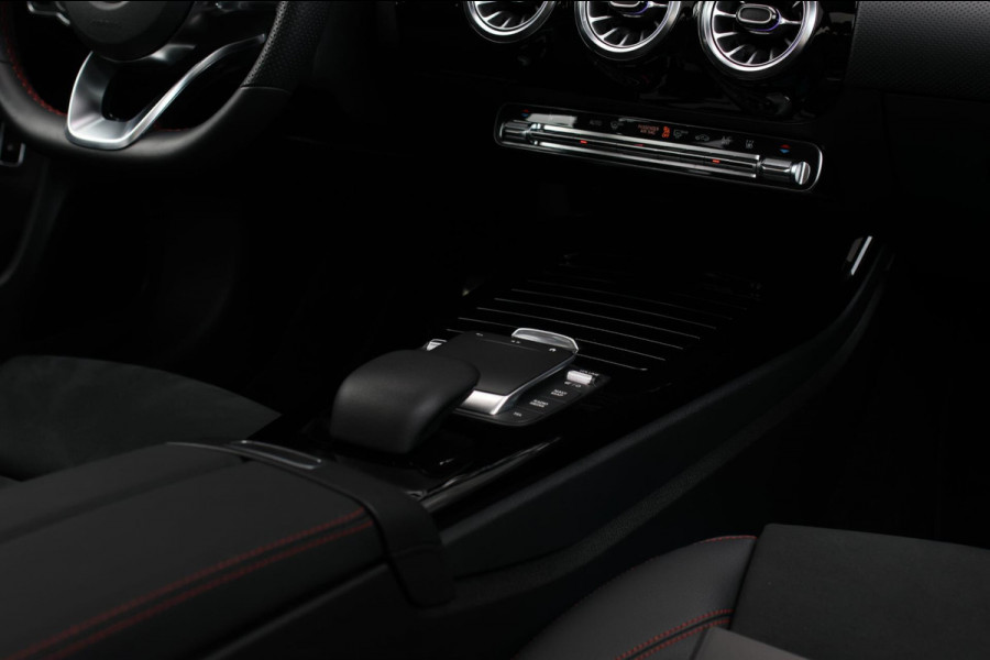 Mercedes-Benz A-Klasse 250 e AMG *Pano*Night*360 Camera*Elek. Stoelen*