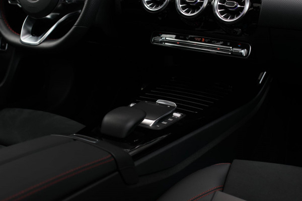 Mercedes-Benz A-Klasse 250 e AMG *Pano*Night*360 Camera*Elek. Stoelen*