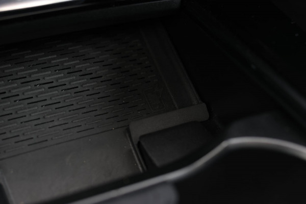 Mercedes-Benz A-Klasse 250 e AMG *Pano*Night*360 Camera*Elek. Stoelen*