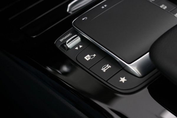 Mercedes-Benz A-Klasse 250 e AMG *Pano*Night*360 Camera*Elek. Stoelen*